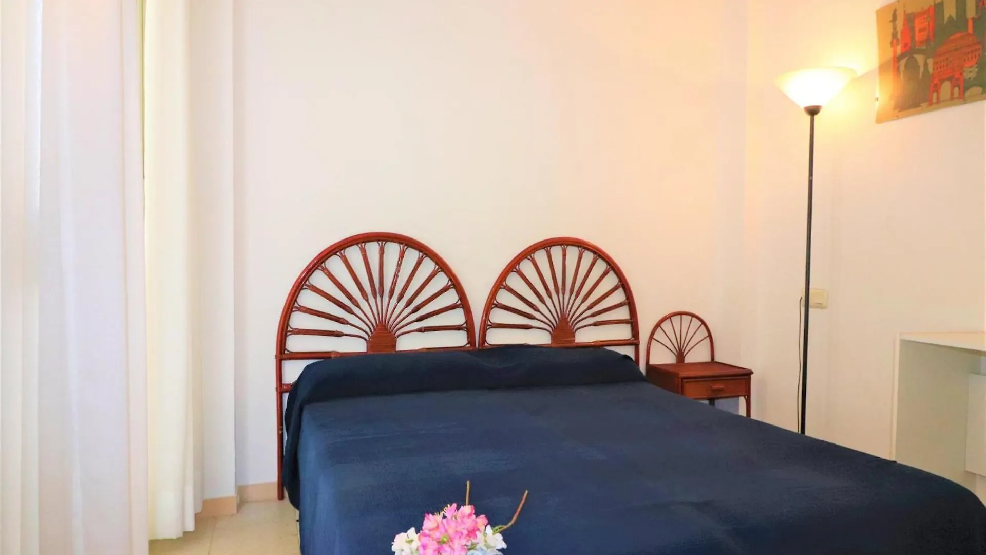 Bright Apartment In Nature Rosas España