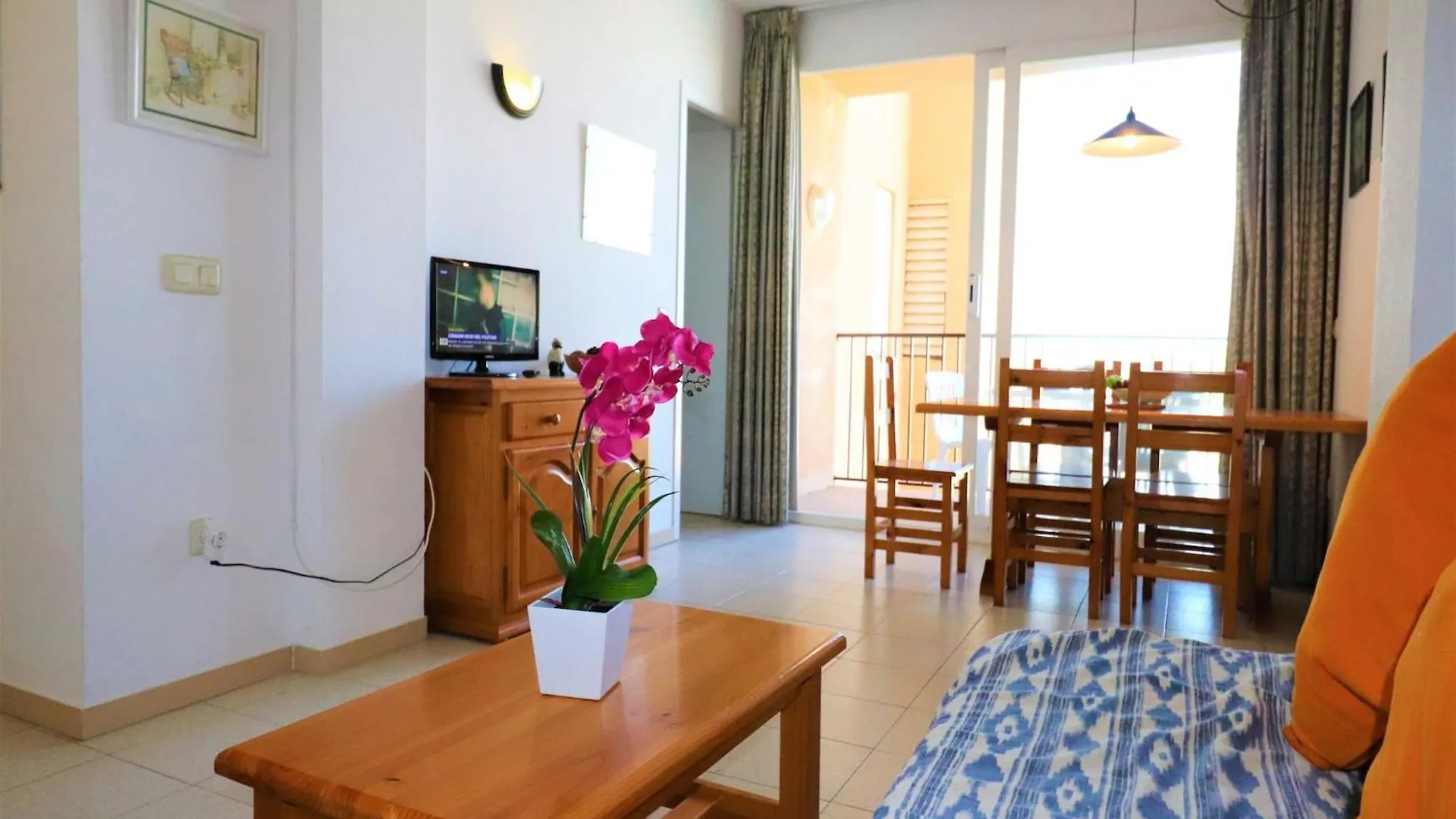 Bright Apartment In Nature Rosas 0*,